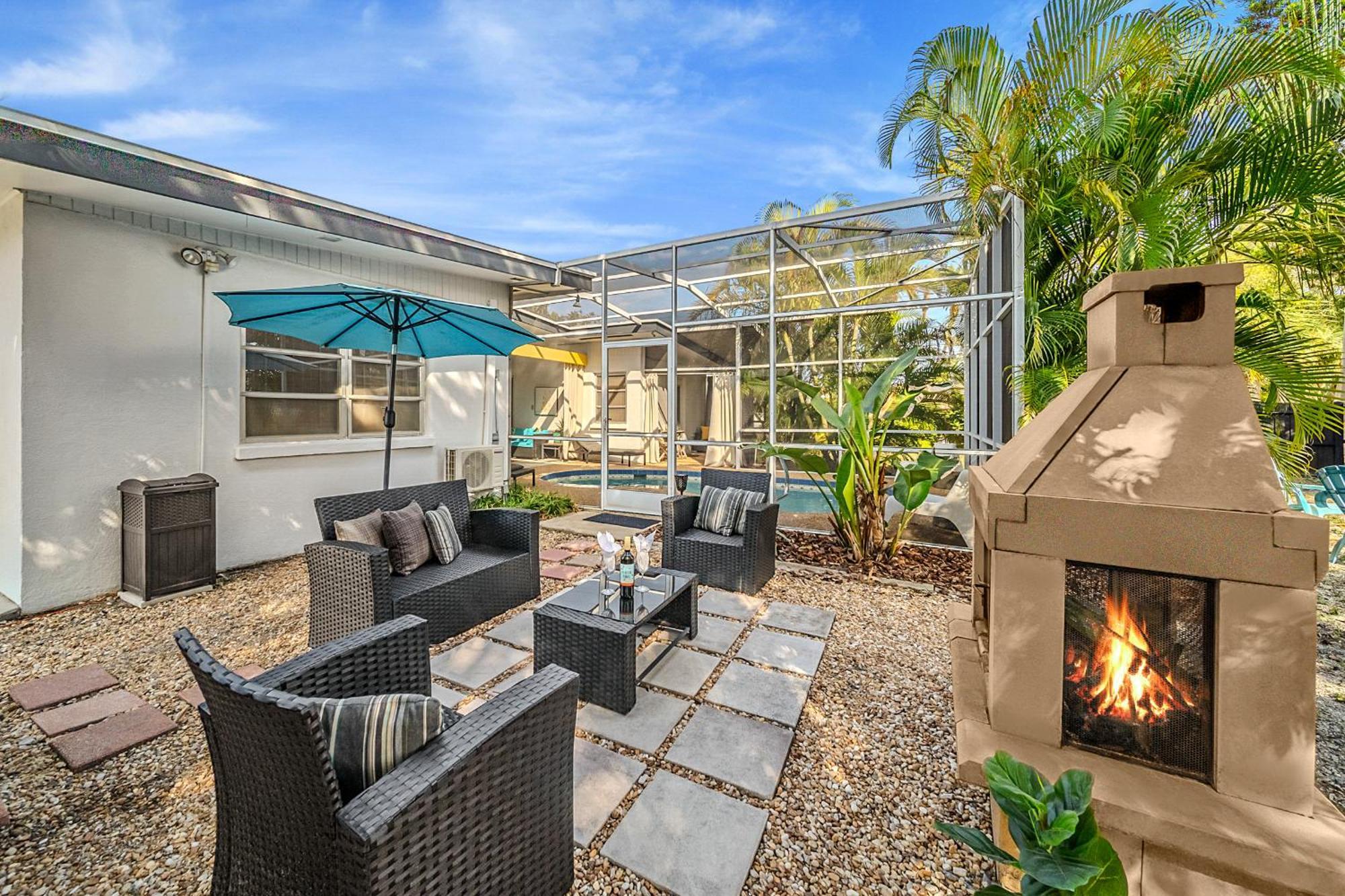 Fantastic Island House 1 Mile To The Beach With Heated Pool Sarasota Extérieur photo